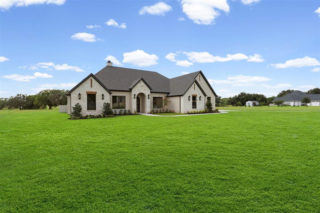 509 Acorn Trl, Granbury, TX 76049 photo