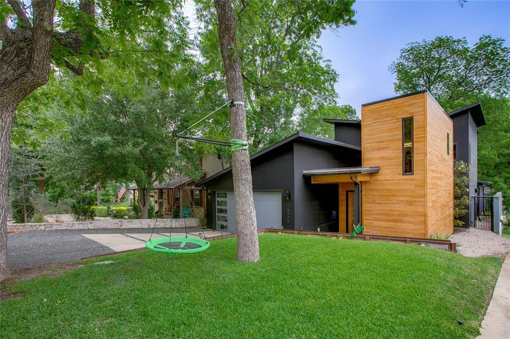 8926 Groveland Dr, Dallas, TX 75218 photo