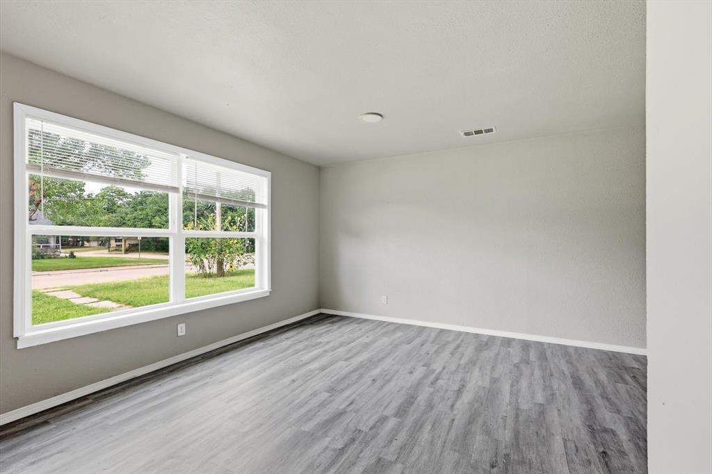 1310 Stone Dr, Irving, TX 75061 photo