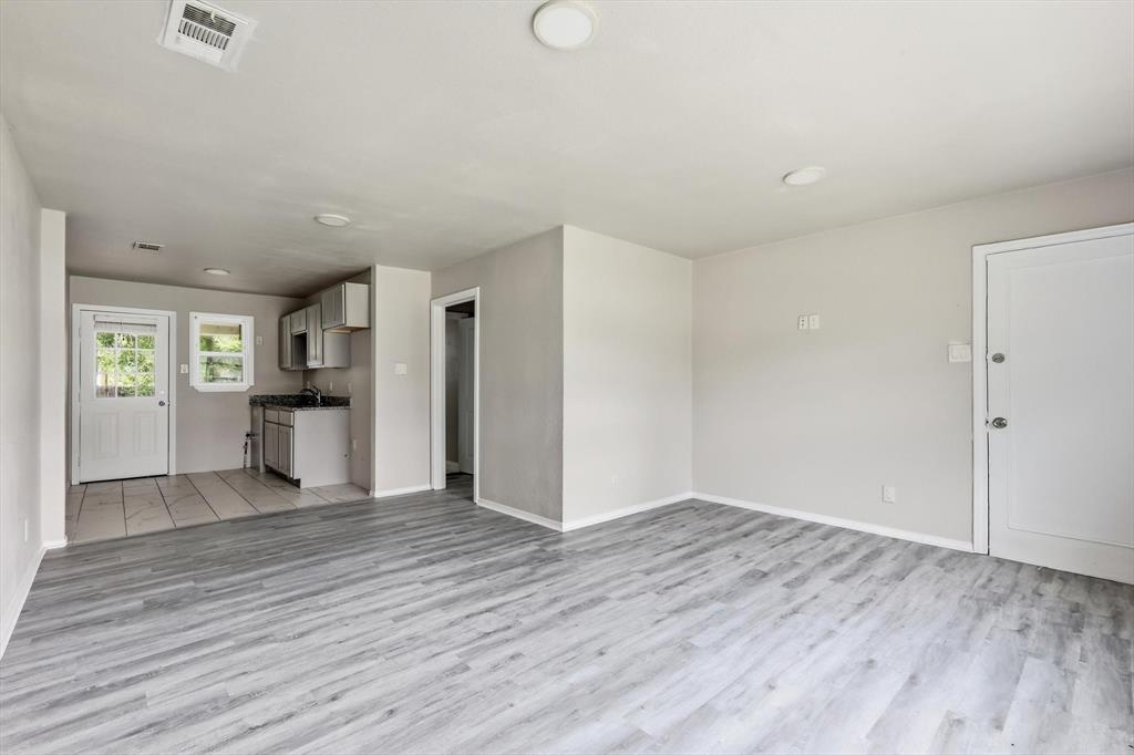 1310 Stone Dr, Irving, TX 75061 photo