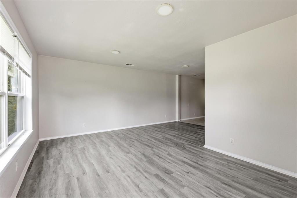 1310 Stone Dr, Irving, TX 75061 photo