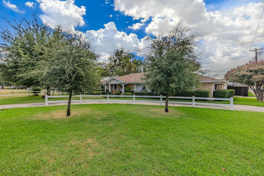 6400 Chapman Dr, Greenville, TX 75402 photo