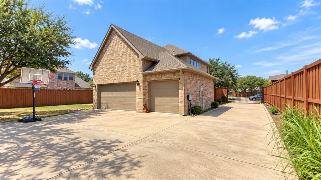730 Rosewood Dr, Murphy, TX 75094 photo