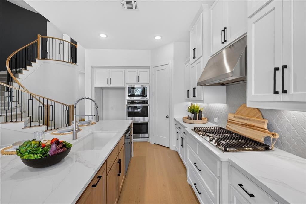 818 Montrose Dr, Rockwall, TX 75087 photo
