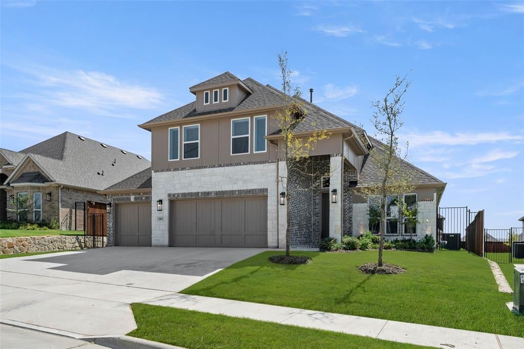 10012 La Frontera Dr, Fort Worth, TX 76179