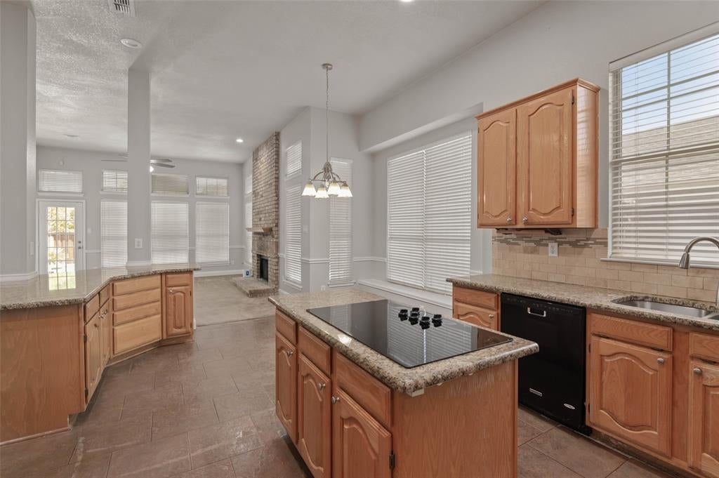 4508 Lake Ridge Dr, The Colony, TX 75056 photo
