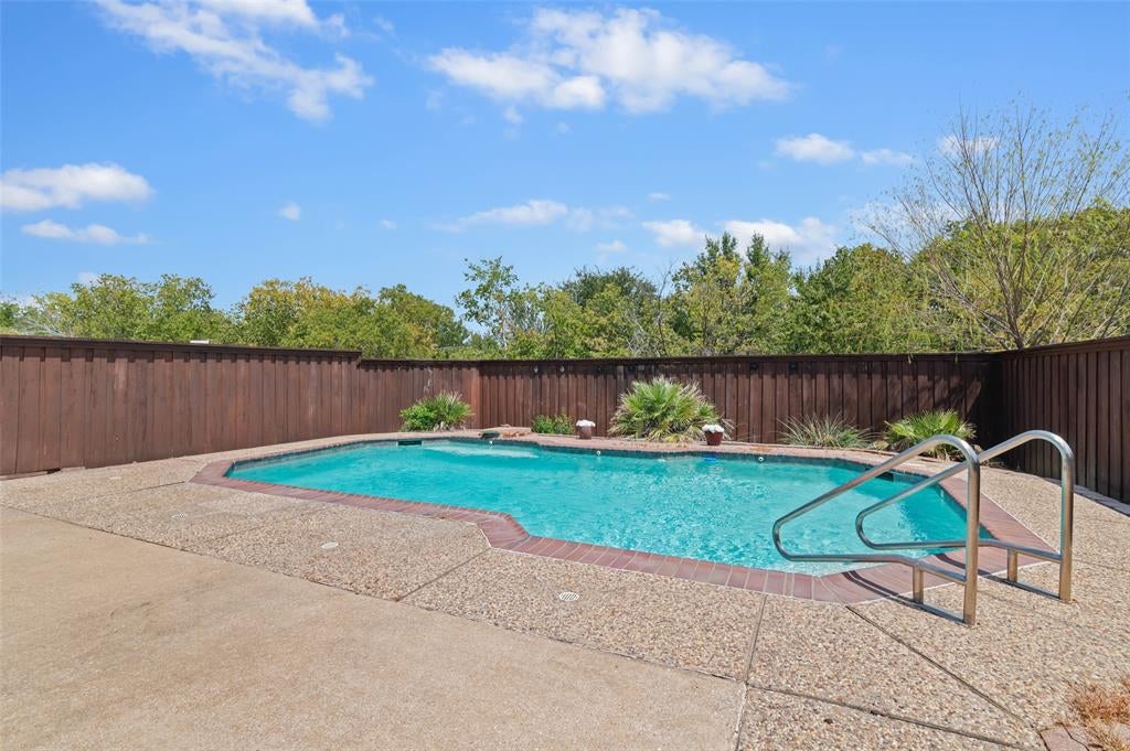 4508 Lake Ridge Dr, The Colony, TX 75056 photo