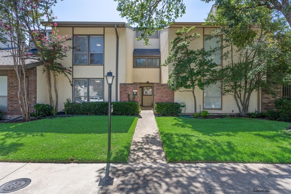 9807 Bent Branch Ln, Dallas, TX 75243