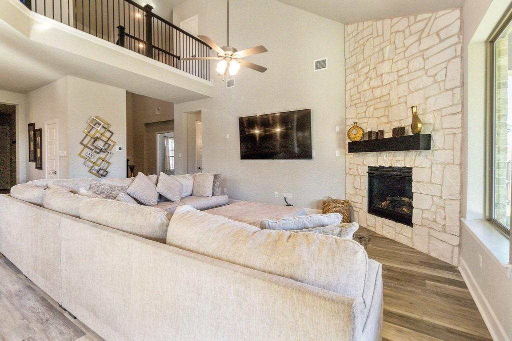 2711 Trinity Ridge St, Mansfield, TX 76063 photo