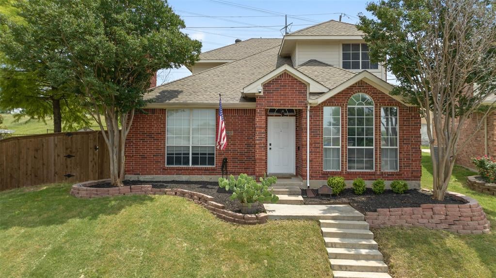 4100 Creekhollow Dr, Carrollton, TX 75010