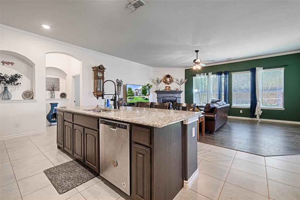 1053 Legacy Oaks, Joshua, TX 76058 photo