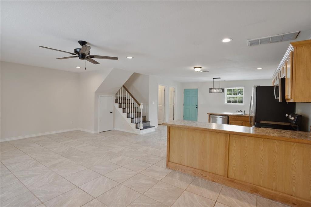 216 AND 218 E Cherry St, Sherman, TX 75090 photo