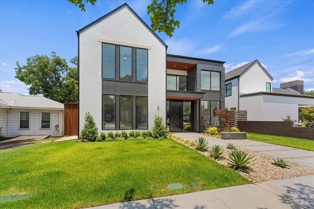 7619 Kenwell St, Dallas, TX 75209 photo