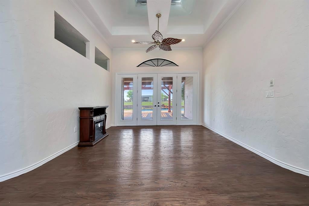5520 White Settlement Rd, Weatherford, TX 76087 photo