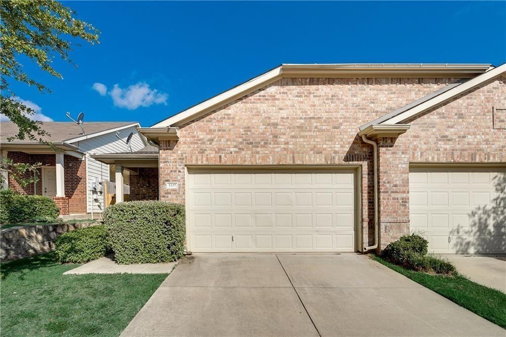 1237 Grand Central Pkwy, Fort Worth, TX 76131 photo