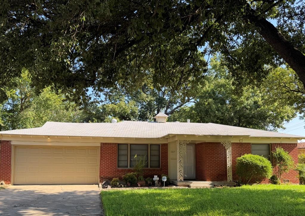 6829 Hightower St, Fort Worth, TX 76112