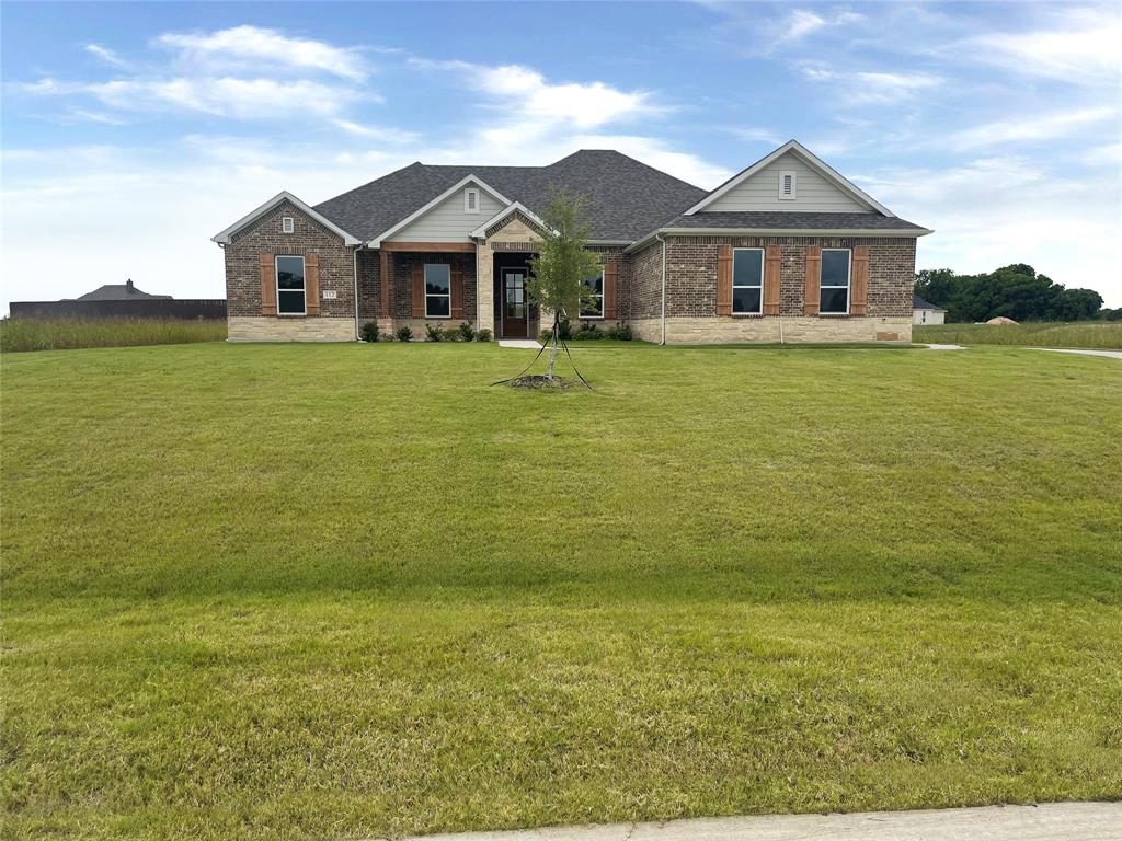 112 Aiden Dr, Waxahachie, TX 75165