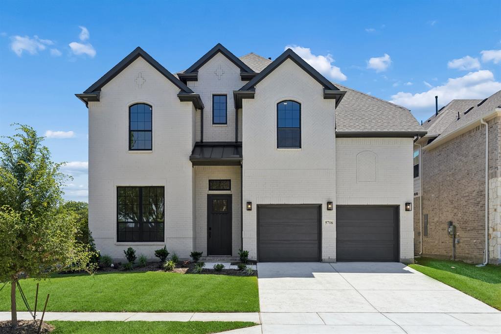 5716 Glynda Dr, North Richland Hills, TX 76180