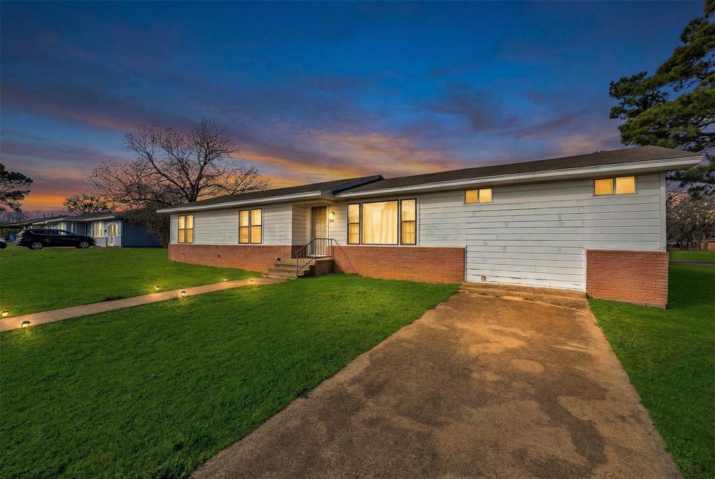 100 Rosedale Ave, Keene, TX 76059 photo