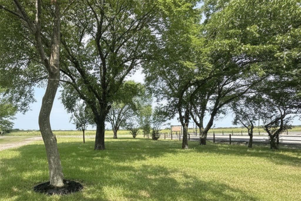 5772 N State Highway 78, Bonham, TX 75418 photo