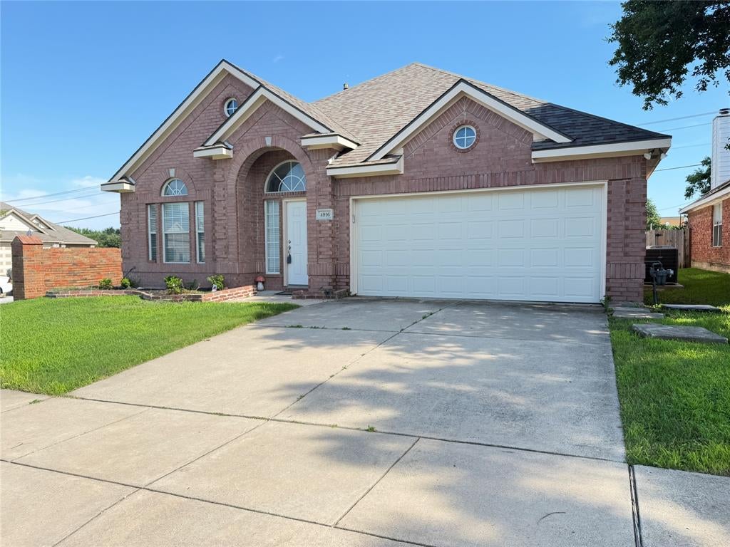 4916 Drexel Dr, Fort Worth, TX 76137 photo
