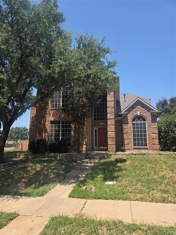 1100 Raleigh Dr, Lewisville, TX 75077
