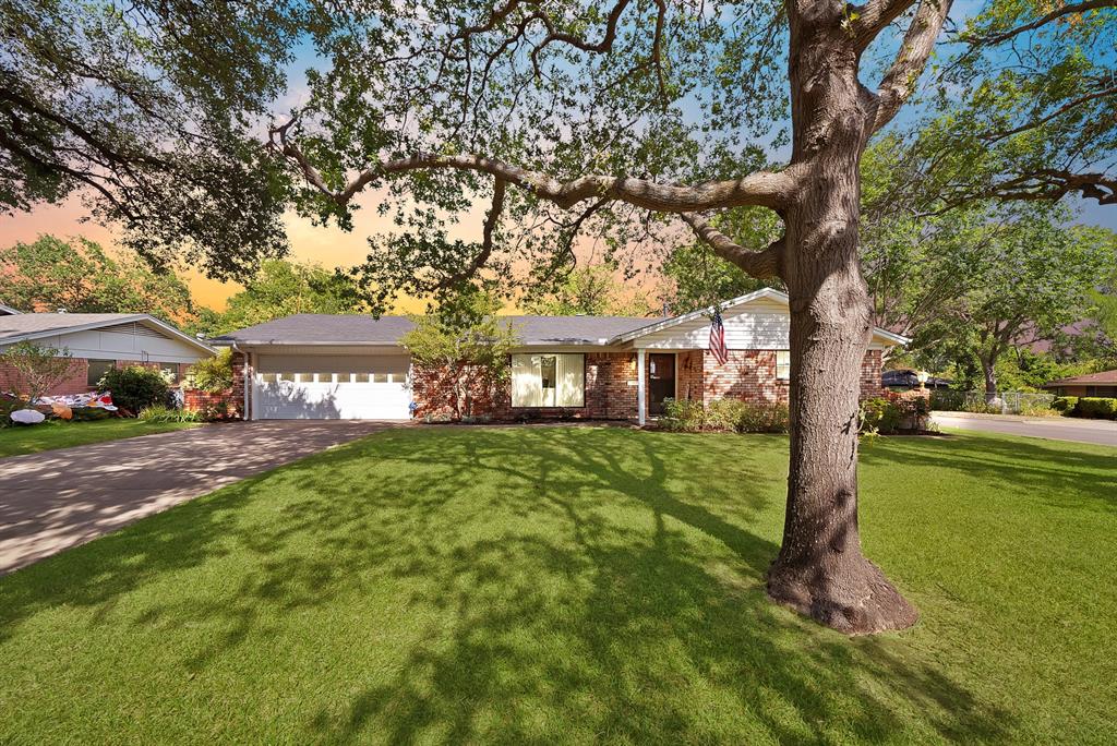 3929 Westerly Rd, Benbrook, TX 76116 photo