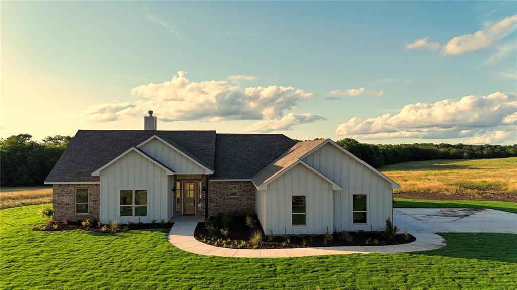 1026 County Road 1610, Lone Oak, TX 75453