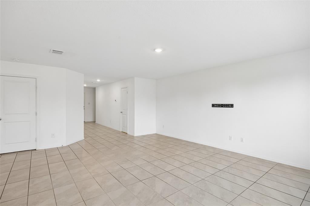 2935 Lorena Jordan Rd, Dallas, TX 75212 photo