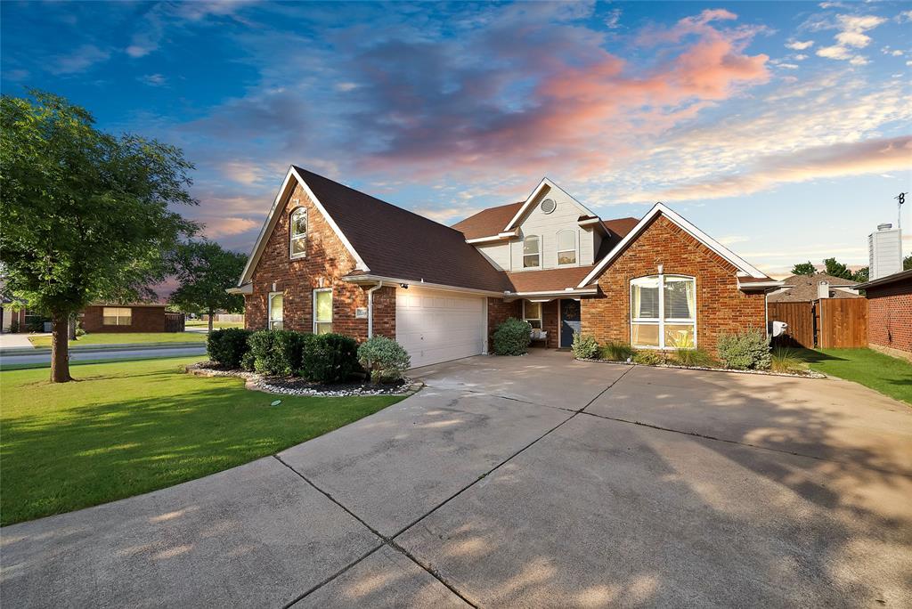 2210 Evergreen Cv, Corinth, TX 76208