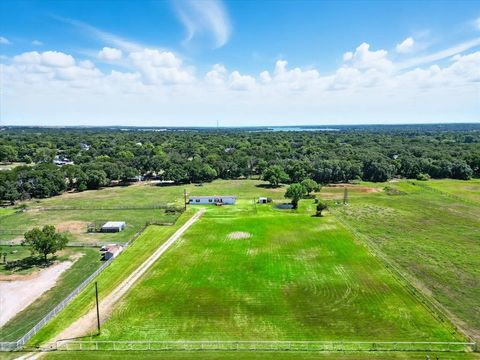Mobile Home in Newark TX 243 County Road 4851.jpg
