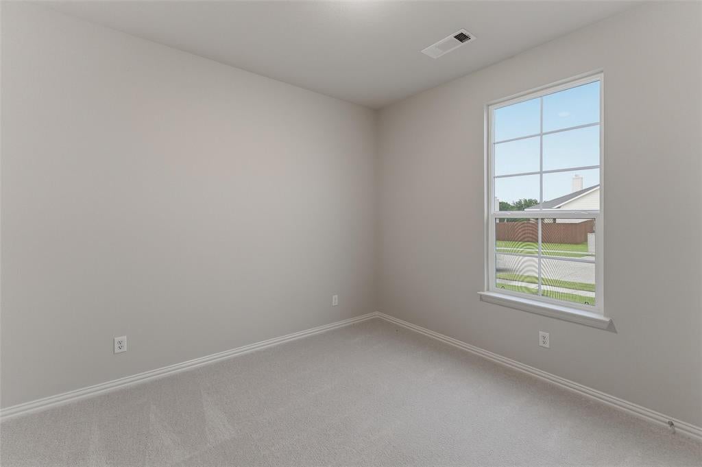 1329 Frio Dr, Springtown, TX 76082 photo