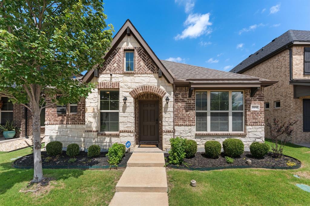 2104 Barx Dr, Little Elm, TX 75068