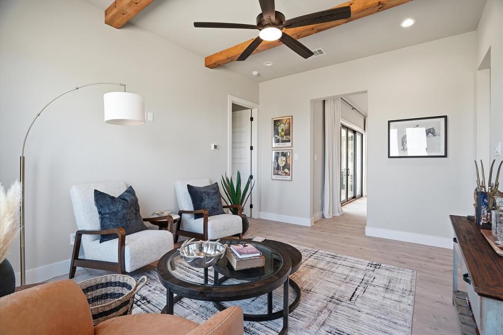 561 Royal Santana, Weatherford, TX 76087 photo