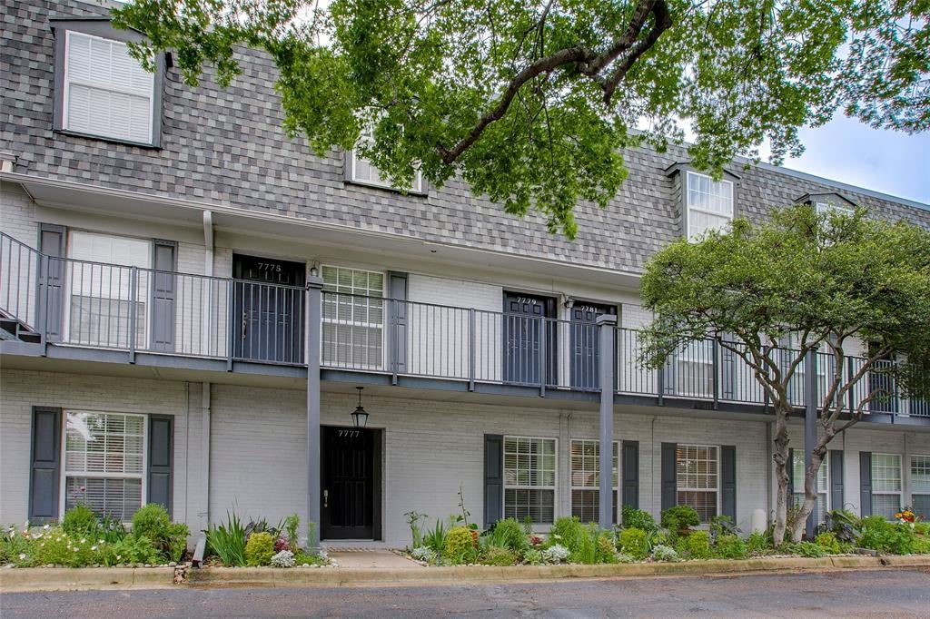 7777 Royal Ln, Dallas, TX 75230