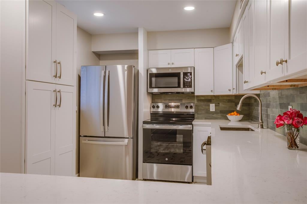 7777 Royal Ln, Dallas, TX 75230 photo