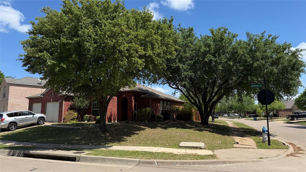 10502 Augusta Ln, Rowlett, TX 75089 photo