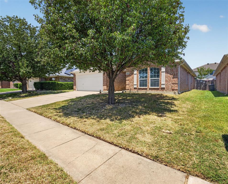 9612 Linton Dr, Fort Worth, TX 76108 photo