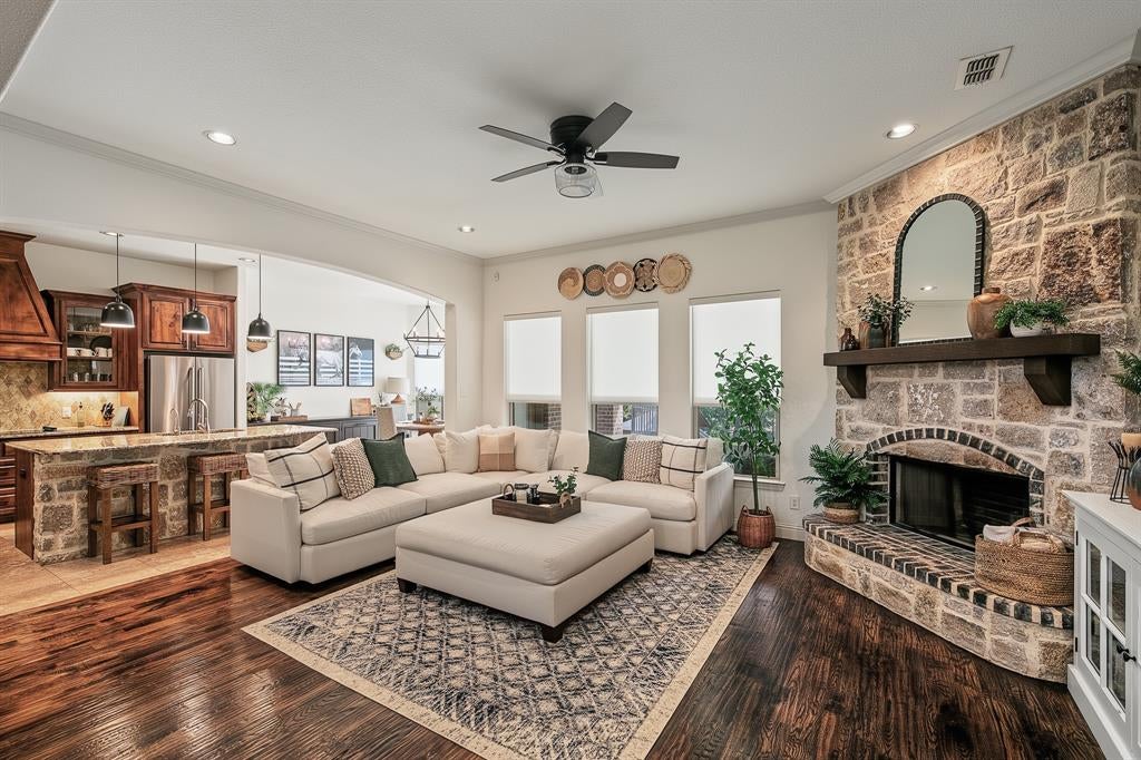 3730 Shiloh Trl, Midlothian, TX 76065 photo