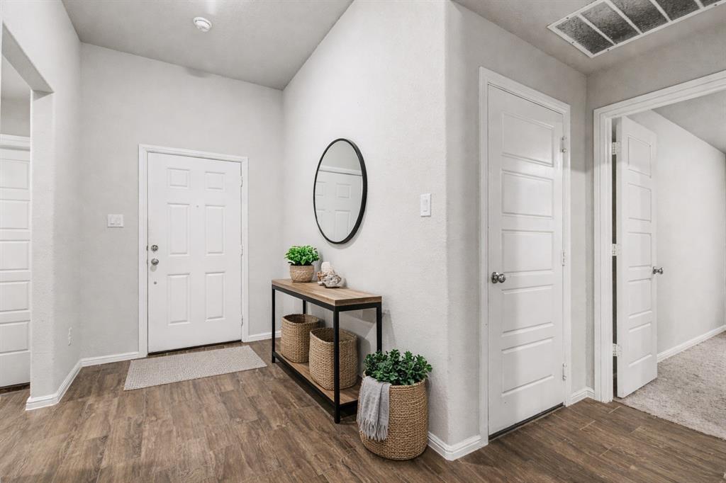 157 Greenback Trl, Fort Worth, TX 76131 photo