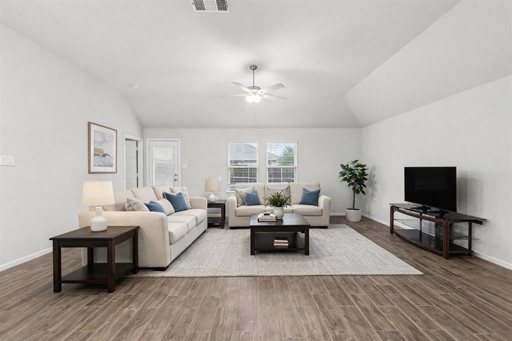 157 Greenback Trl, Fort Worth, TX 76131 photo