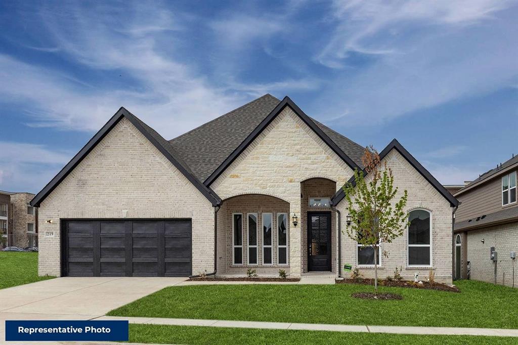604 Ole Opry Dr, Burleson, TX 76028
