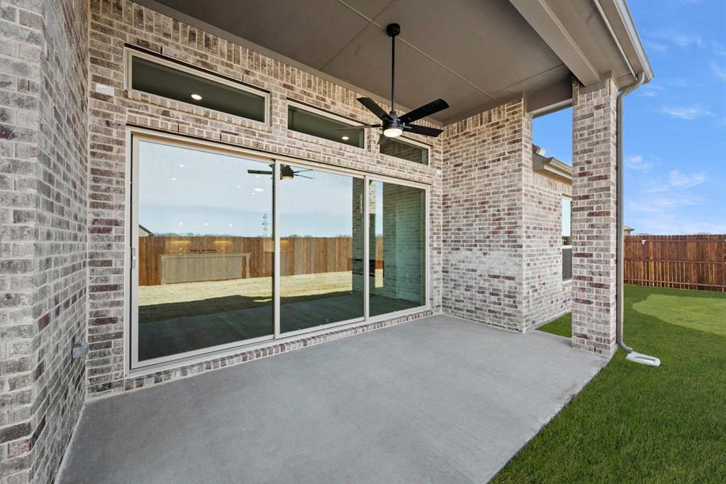 604 Ole Opry Dr, Burleson, TX 76028 photo
