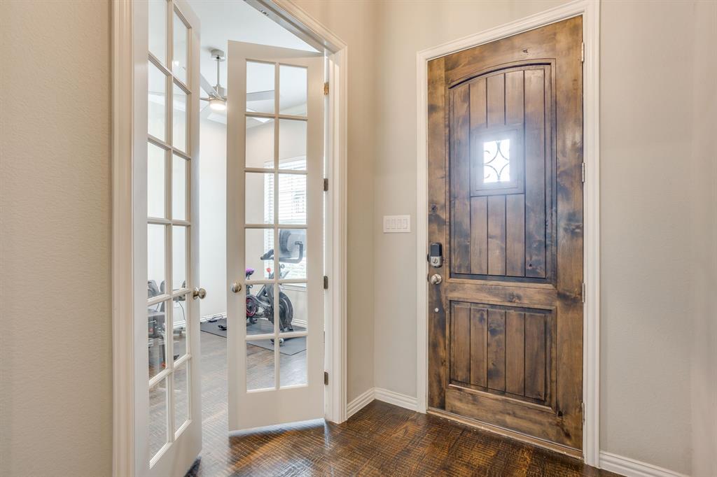 112 Steves Way, Waxahachie, TX 75165 photo