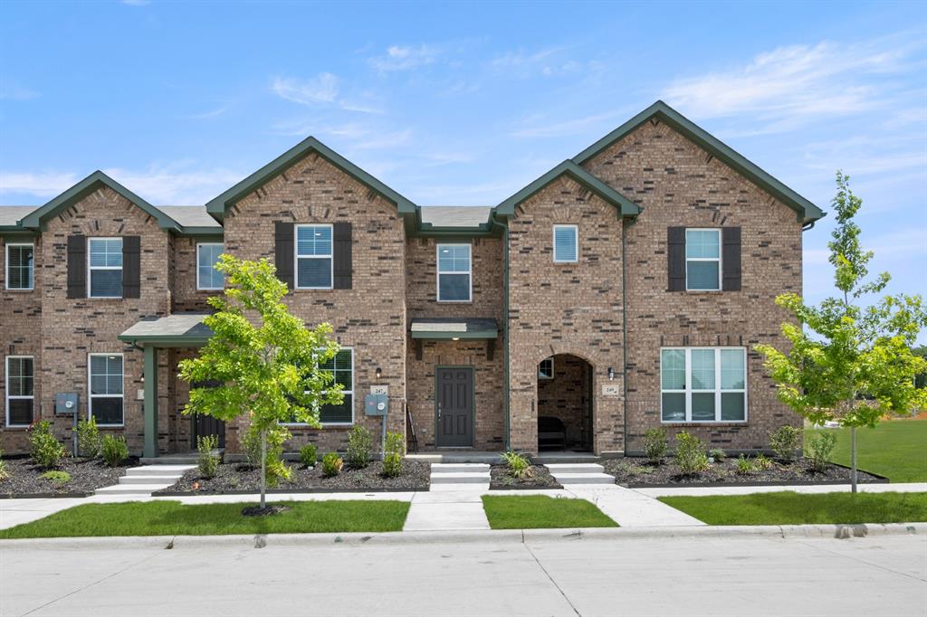 247 Wagon Spoke Way, Fort Worth, TX 76120