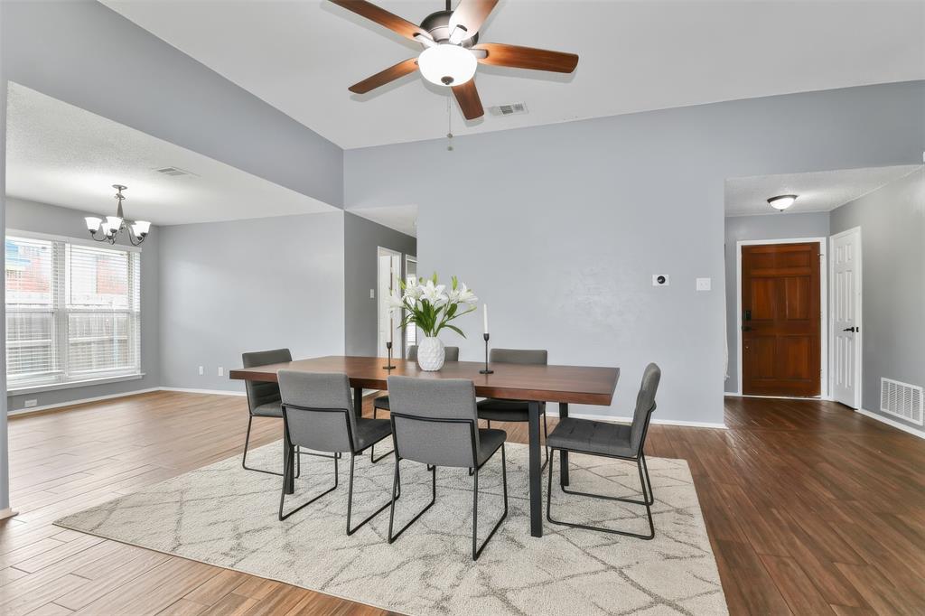 920 Micarta Dr, Mesquite, TX 75181 photo