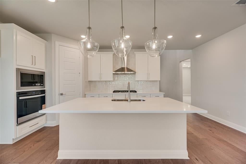 1551 Overton St, Frisco, TX 75036 photo