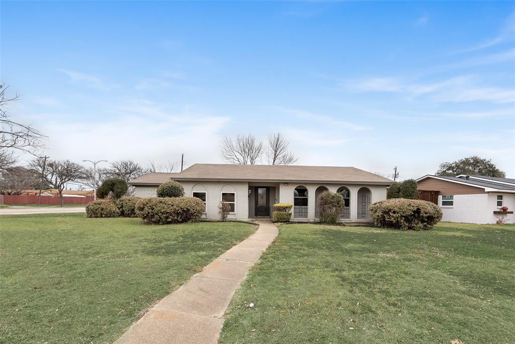 2234 Aloha Dr, Mesquite, TX 75150 photo