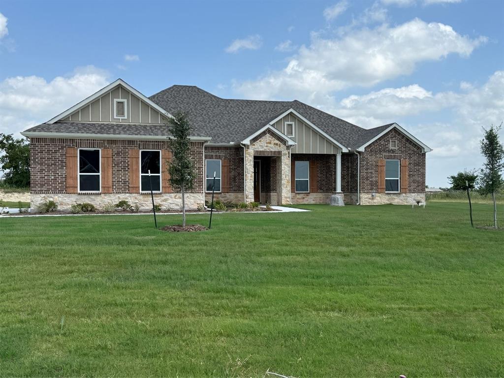 128 Fan Mill Trl, Weatherford, TX 76085