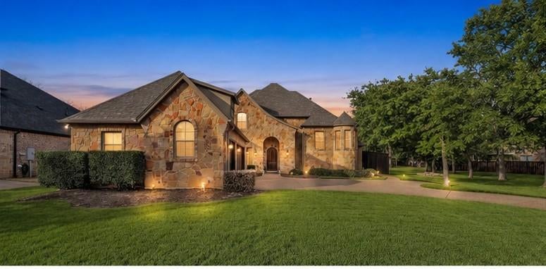 2717 Shady Ln, Arlington, TX 76001